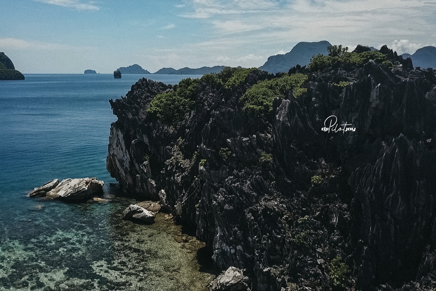 Fresh screen aerial screen grabs of El Nido Palawan by freelance drone operator in the Philippines