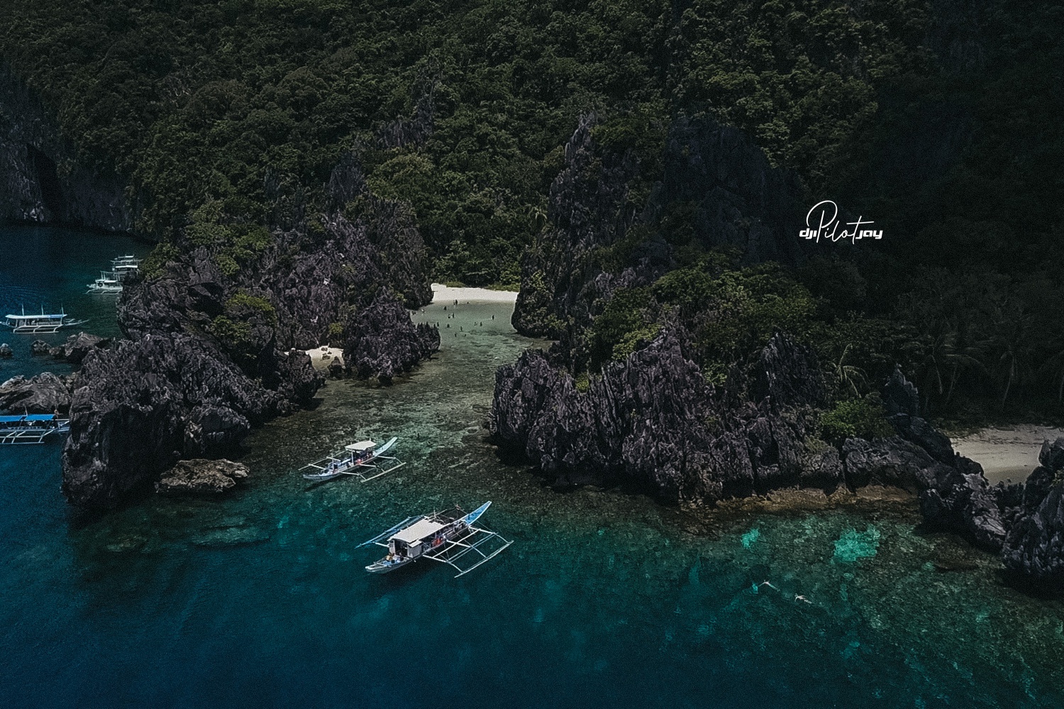 Fresh screen aerial screen grabs of El Nido Palawan by freelance drone operator in the Philippines